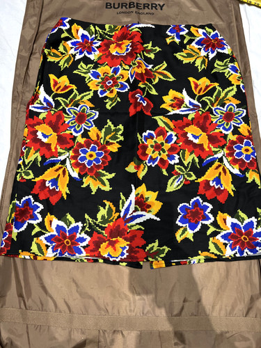 Gonna new carolina herrera - new,